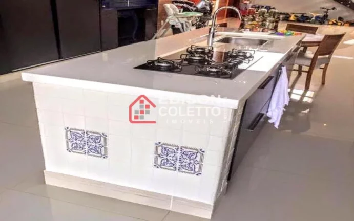 Imagem "Pronto para Morar" Casa no Condomínio Park Campestre com 4 suites com área intima