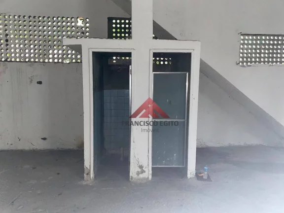 Imagem Galpão para alugar, 700 m² por R$ 7.500,00/mês - Santa Rosa - Niterói/RJ