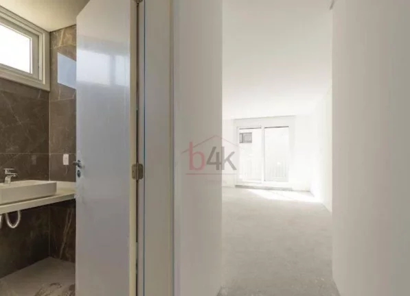 Imagem Casa à venda em Condomínio Fechado 4 suítes
