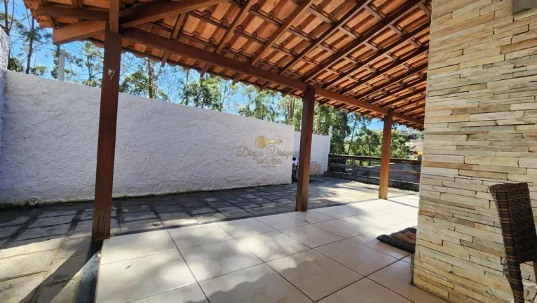 Imagem Casa para Venda em Teresópolis / RJ no bairro Fazendinha