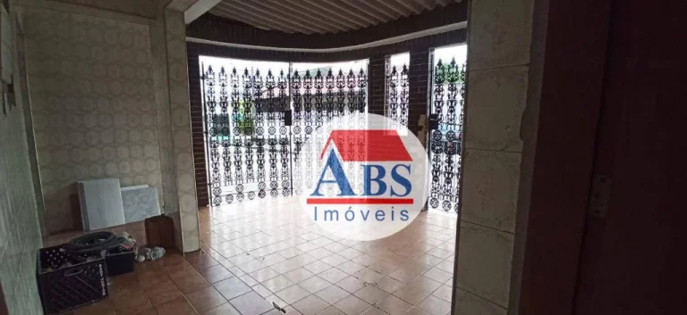 Imagem Casa com 3 dormitórios à venda, 88 m² por R$ 350.000,00 - Jardim Trinta e Um de Março - Cubatão/SP
