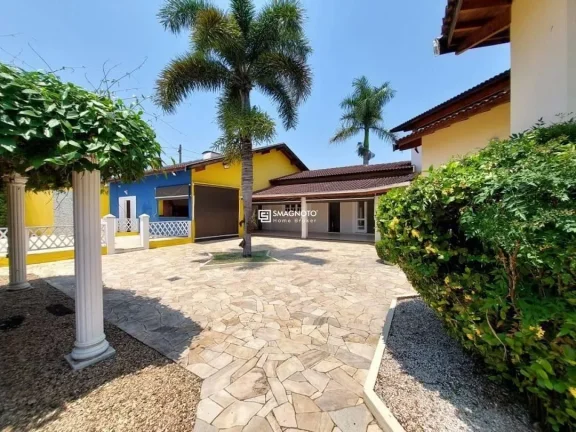 Imagem Casa com 5 dormitórios à venda, 670 m² por R$ 1.900.000,00 - Água Branca - Piracicaba/SP
