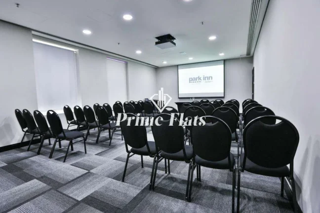 Imagem Flat disponível para venda no Park Inn by Radisson Berrini no Brooklin Novo, com 28m², 1 dormitório e 1 vaga de garagem