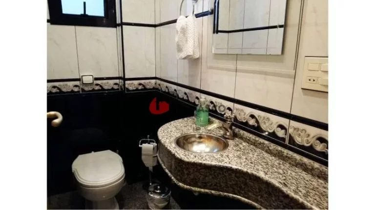 Imagem Sobrado à venda 3 Quartos, 3 Suites, 6 Vagas, 600M², Cerâmica, São Caetano do Sul - SP