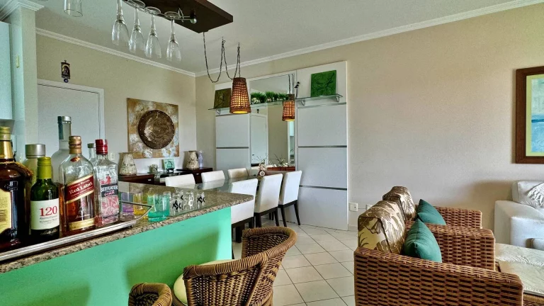 Imagem Apartamento com 4 dormitórios à venda, 110 m por R$ 2.680.000,00 - Riviera