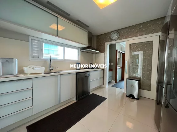 Imagem Apartamento a venda com vista Mar mobiliado, equipado e decorado com 04 Suítes Localizado na Meia Praia Itapema