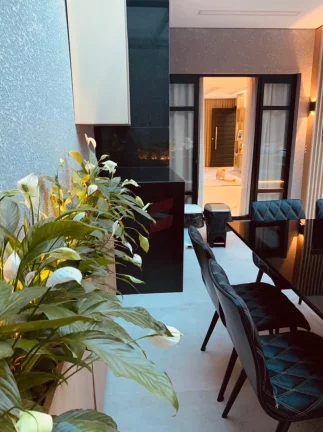 Imagem SOBRADO com 3 dormitórios à venda com 186m² por R$ 1.580.000,00 no bairro Pineville - PINHAIS / PR