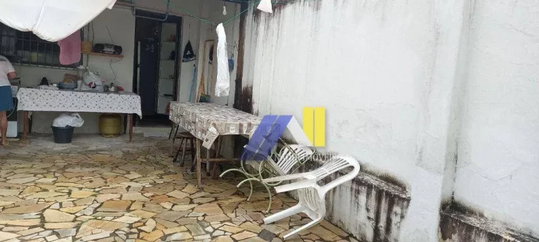 Imagem Casa com 3 Quartos à Venda, 185 m² em Saúde - Pouso Alegre