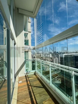 Imagem Imperdível: Apartamento de Luxo no Brooklin Paulista, São Paulo-SP - 3 quartos, 3 suítes, 3 salas, 4 banheiros, 3 vagas, 173m².