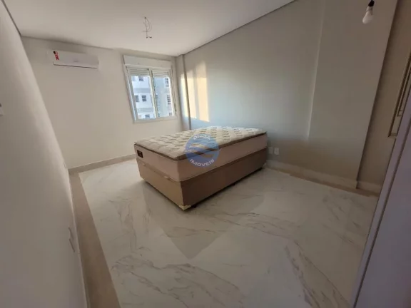 Imagem Apartamento para venda na orla de Santos com vista mar