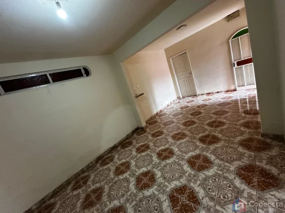 Imagem Casa à venda no bairro Brasil em Patos de Minas - Apenas 220 mil