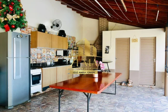 Imagem Casa Térrea 245m2 em 500m2, Piscina, Edicula, 05 vagas, Mogi Moderno