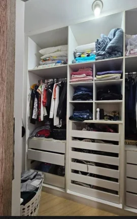 Imagem Sobrado Marvilhoso 180 m² com 3 Dormtorios 3 suites e 4 vagas de Garagens