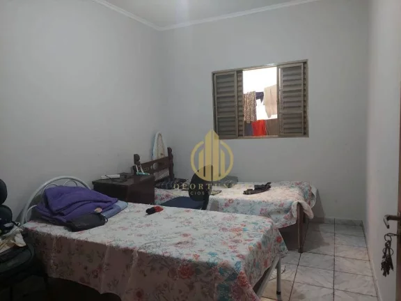 Imagem Casa térrea com edícula