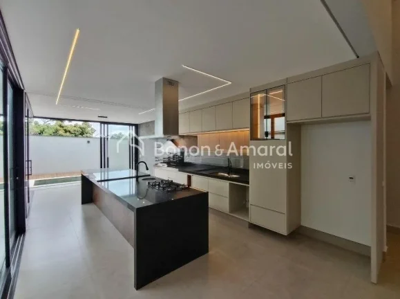 Imagem Casa tÃ©rrea Ã  venda no CondomÃ­nio Portal do JequitibÃ¡ em Valinhos/SP

Casa tÃ©rrea com 233,98 mÂ...