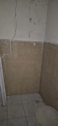 Imagem Galpão para Venda em Rio de Janeiro, CORDOVIL, 2 dormitórios, 2 banheiros, 10 vagas