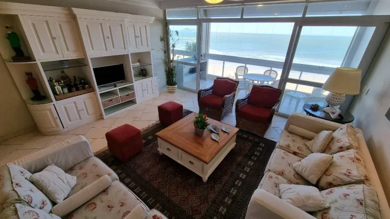 Imagem Apartamento com 3 dormitórios à venda, 190 m² - Pitangueiras - Guarujá/SP