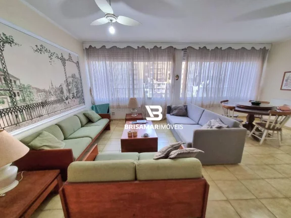 Imagem PITANGUEIRAS- UMA QUADRA DO MAR , AMPLO APARTAMENTO , GARAGEM DEMARCADA NO PRÉDIO.