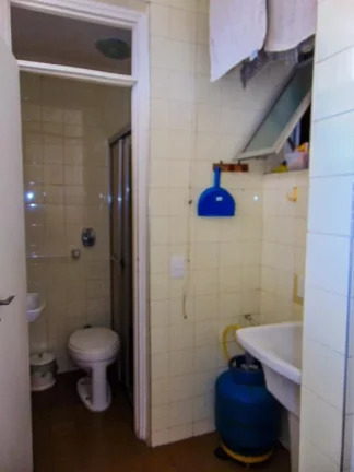 Imagem PITANGUEIRAS - 90 M² ÚTEIS - GARAGEM NO PRÉDIO - VARANDA COM VISTA AO MAR - LAZER - EXCELENTE LOCALIZAÇÃO.