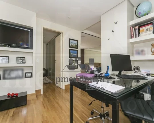 Imagem Magnifico apartamento, totalmente reformado a 2 anos, proprietário transformou apto. em 01 dormitó...