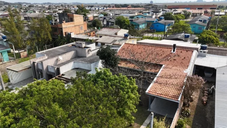 Imagem Casa 3 Dormitórios - Bairro Jardim Beira Mar