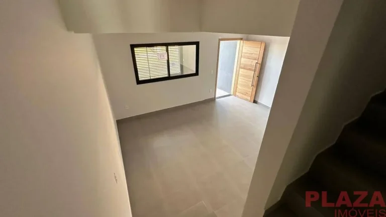 Imagem Sobrado com 2 Dormitórios para venda em Camboriú