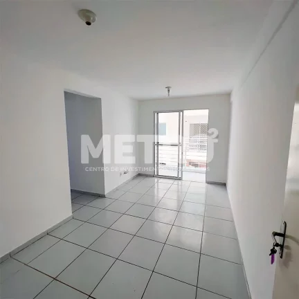 Apartamento à venda no Cond. Morada dos Ipês com 2 quartos, PETROLINA - PE