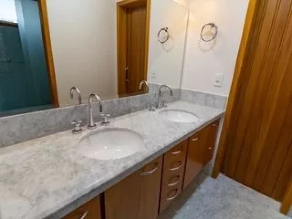 Imagem CASA RESIDENCIAL em COLATINA - ES, CENTRO