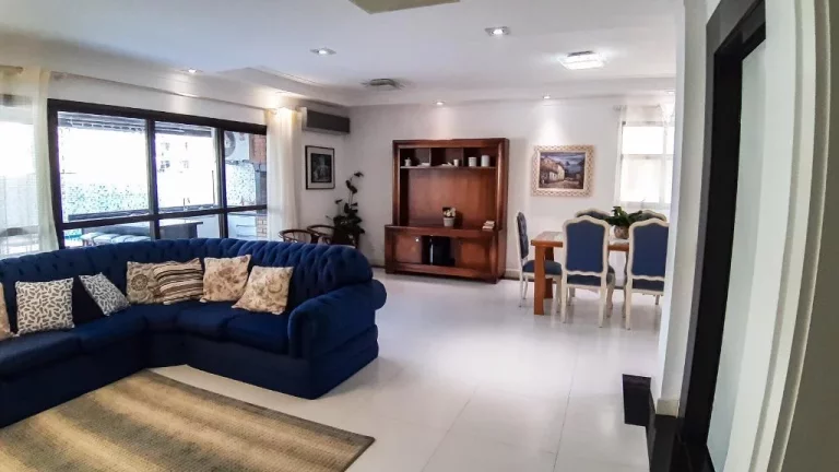 Imagem Pitangueiras - Alto padrão - Reformado - 200 m² úteis - Lazer.