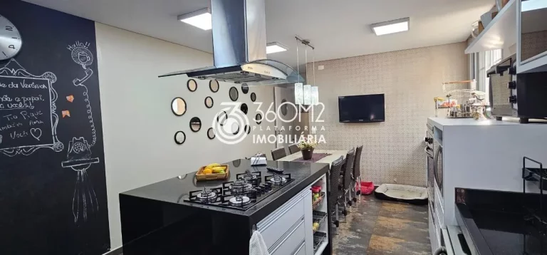 Imagem Sobrado para Venda em Santo André / SP no bairro Santa Maria