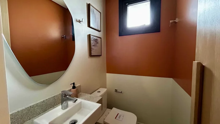 Imagem Duplex mobiliado com 3 dormitórios sendo 1 suíte e 2 vagas, 100m da praia de Gravatá Navegantes/SC