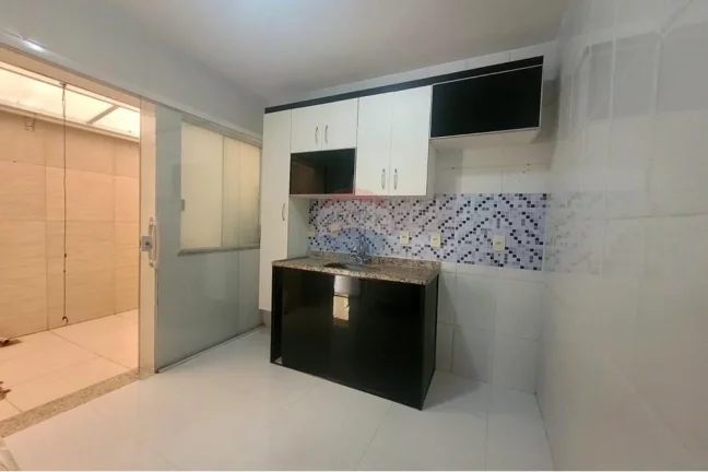 Imagem Casa com 2 quartos á venda em Oswaldo Cruz, Rio de Janeiro.