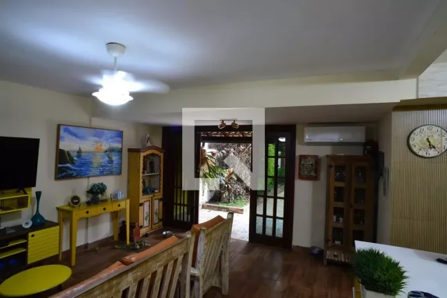 Imagem Casa à Venda - Barra da Tijuca, 3 Quartos, 250 m2