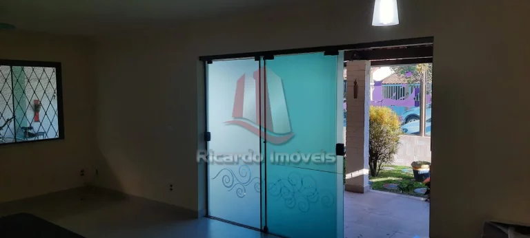 Imagem Casa Duplex Ville Blanche à Venda c/ 4 Qtos e 360 m²
