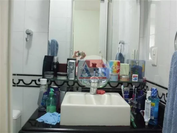 Imagem Apartamento com 2 dormitórios à venda, 54 m² por R$ 430.000,00 - Gonzaga - Santos/SP
