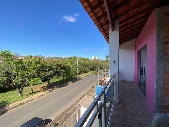 Imagem Sobrado a venda no Bairro Village - Tatuí/SP.