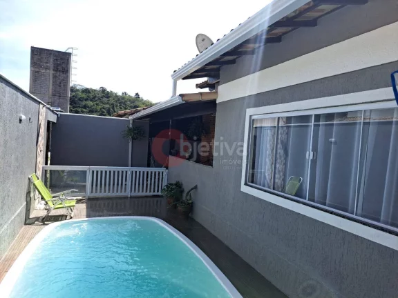 Imagem Casa Individual em condominio, 2 quartos, Bacaxá, Saquarema - RJ