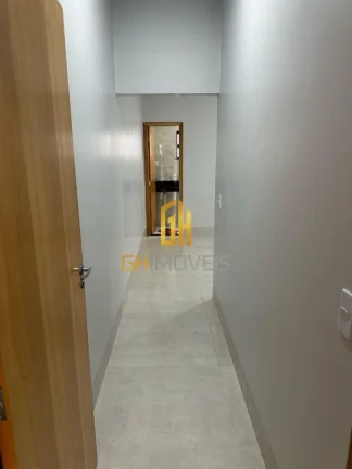 Imagem CA1815Linda casa com 3 quartos sendo 1 suíte localizada na Vila Oliveira A casa possui 3 quartos Se...