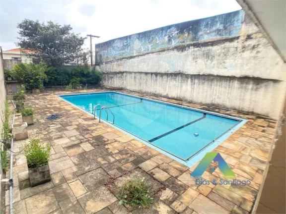 Imagem Casa com piscina em 300m² na Vila das Mercês - Região da Saúde/Zsul.