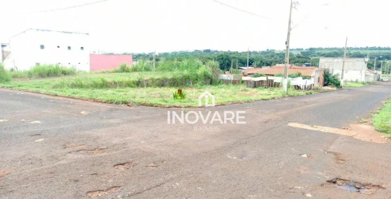 Terreno à venda, 298 m² por R$ 90.000,00 - Madri - Araporã/MG