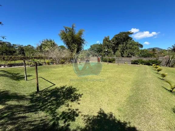 Imagem Imperdível Casa à Venda em Ubatuba-SP: 6 quartos, 4 suítes, 3 salas, 5 banheiros, 7 vagas, 753,00m²!