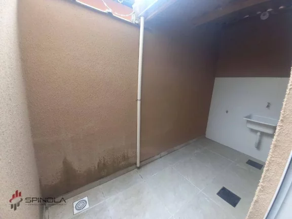 Imagem Sobrado com 2 dormitórios à venda, 55 m² por R$ 290.000,00 - Vila Caiçara - Praia Grande/SP