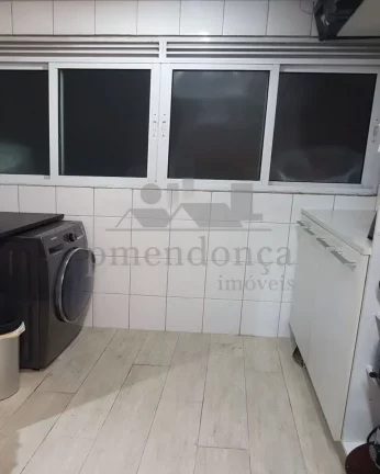 Imagem Apartamento com living para 2 ambientes, 3 dormitórios, sendo 1 suíte máster com closet, banheiro...