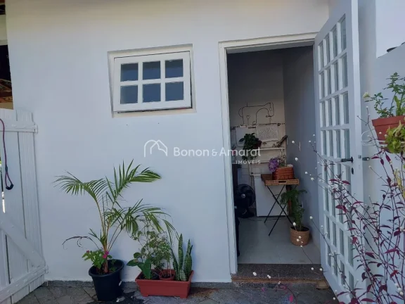 Imagem Casa à venda em condomínio, com 260m² de área construída e excelente localização, ao lado do ...