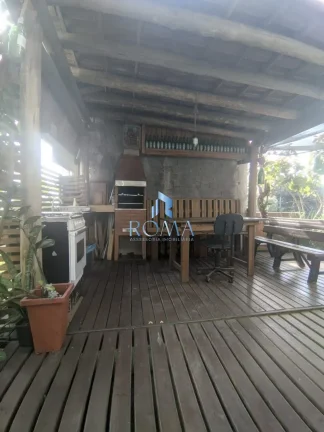 Imagem Excelente Imóvel localizado no centro da Praia do Rosa- SC.