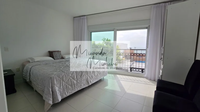 Imagem Cobertura Duplex para alugar em Canasvieiras com 3 quartos, sendo 3 suítes, 175m²