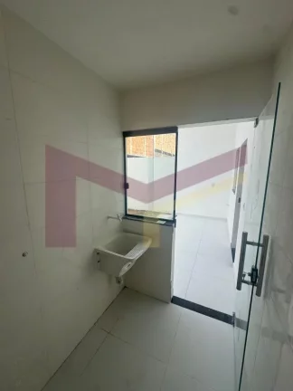Imagem Casa 2/4 sendo uma suite no Jardim dos Girrassois