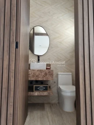 Imagem A casa perfeita para você que busca por conforto e sofisticação!
Dotado de excelente acabamento e...