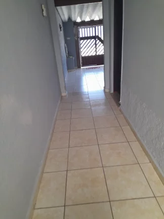 Imagem CASA TÉRREA A VENDA COM EDÍCULA NO PARQUE CAPAVA SANTO ANDRE