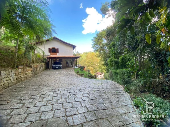 Imagem Casa à venda, 284 m² por R$ 1.700.000,00 - Parque do Imbui - Teresópolis/RJ
